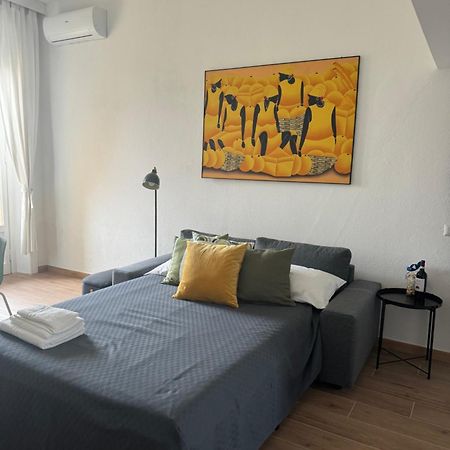 New Apartment With Balcony, Isola Bosco Verticale Mailand Exterior foto